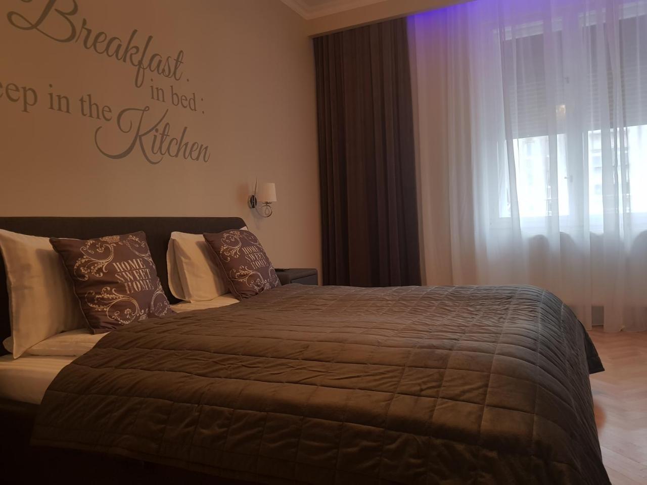 City Center Dream Apartment Timisoara Bagian luar foto