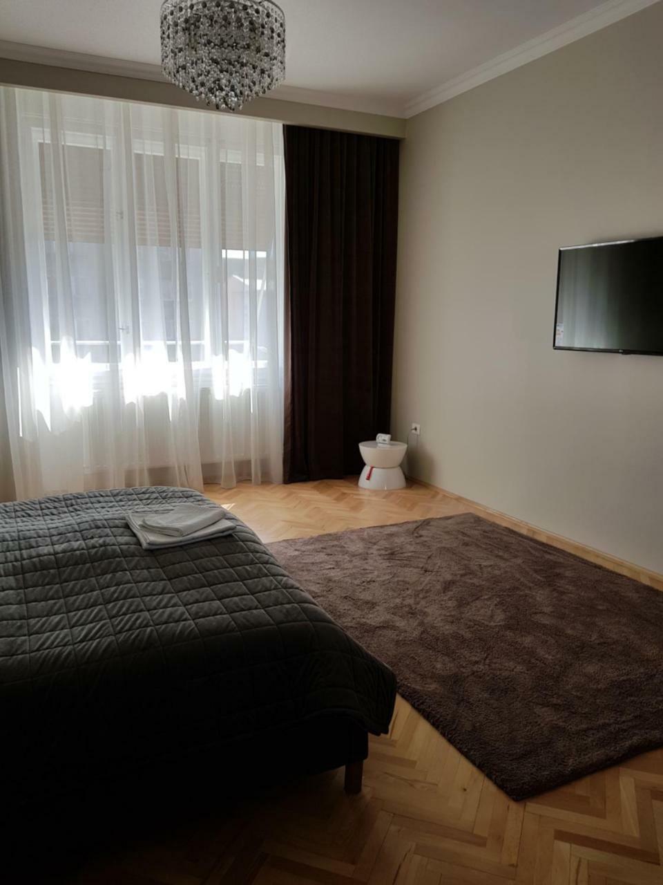 City Center Dream Apartment Timisoara Bagian luar foto